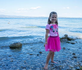 九游官网入口注册-“2025年世界运动会：沙滩合球展现年轻活力”  第3张